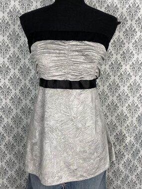 Garoche Size Extra Large (XL) Women's Silver Strapless Blouse with Black Waist B